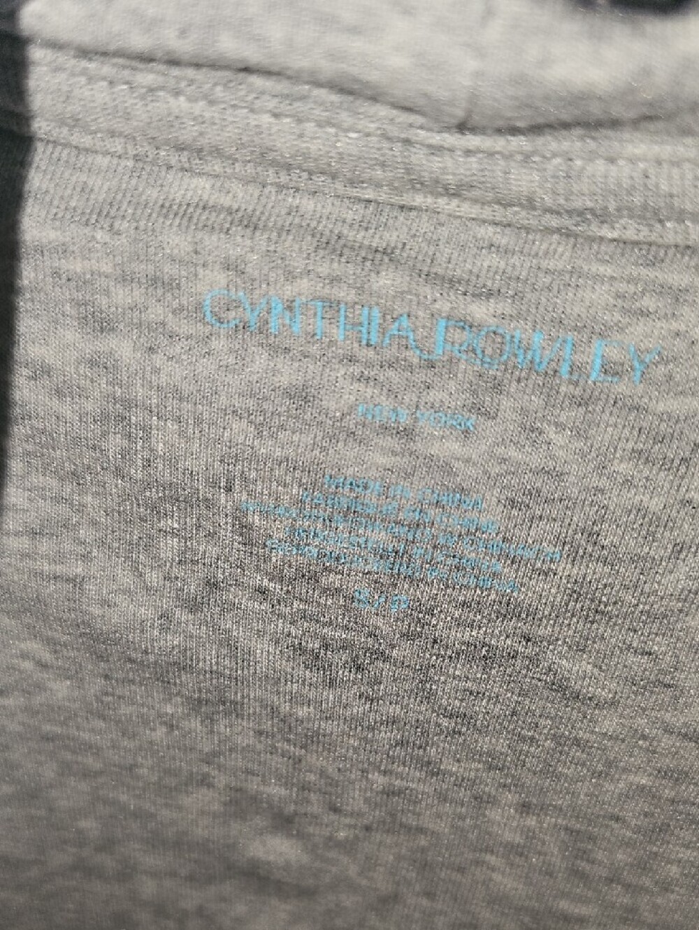 Cynthia Rowley Women's Light Gray Long Sleeve Turtleneck Top Size Small - Picture 2 of 5